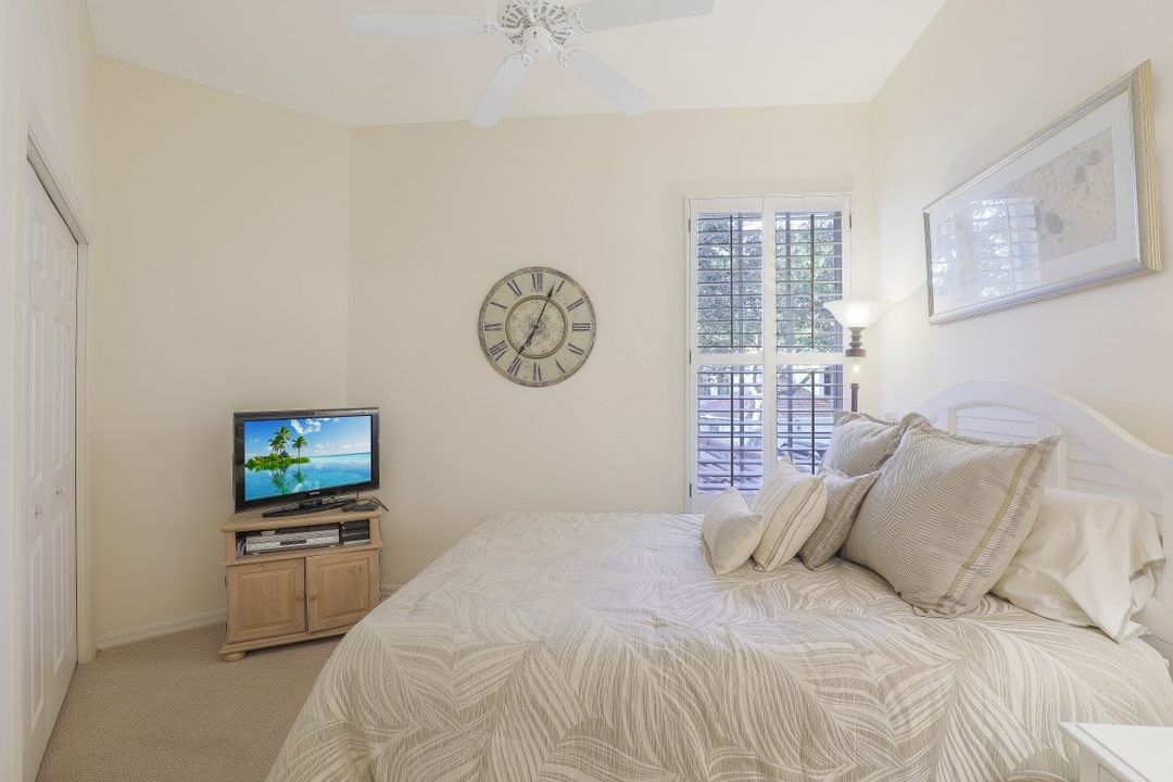 1090 Egrets Walk Cir #202, Naples, FL 34108