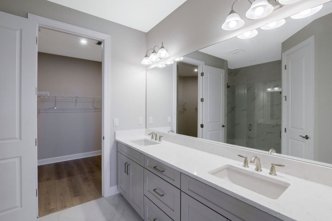 15223 Tolmino St, Naples, FL 34114