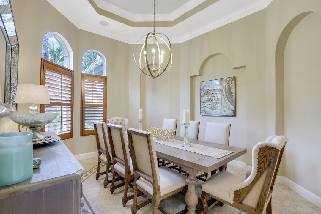 8733 Hideaway Harbor Ct, Naples, FL 34120