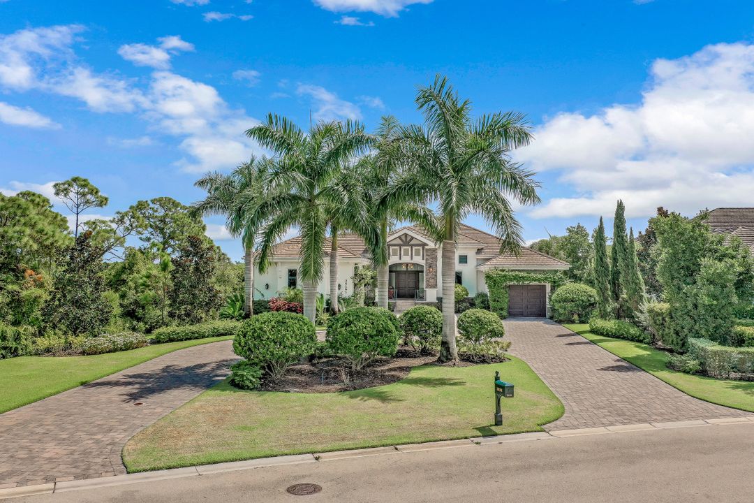 26161 Woodlyn Dr, Bonita Springs, FL 34134