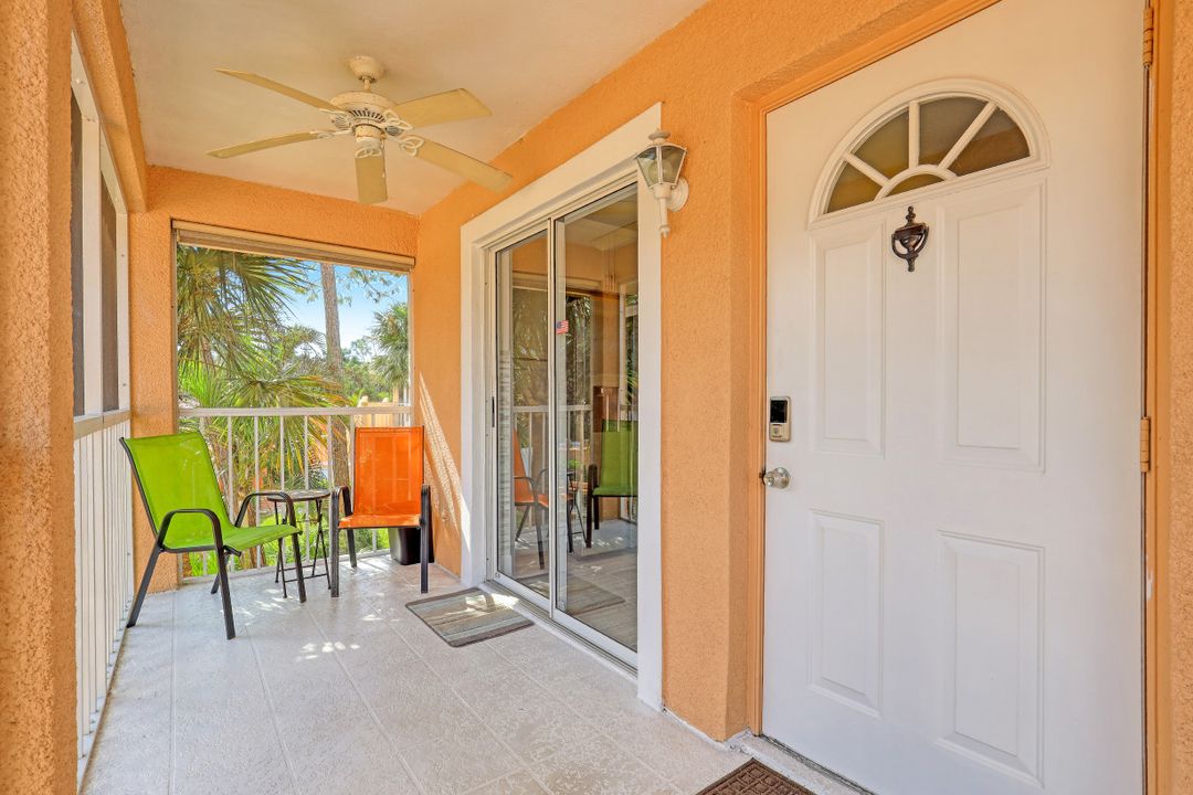 2348 Hidden Lake Dr #702, Naples, FL 34112