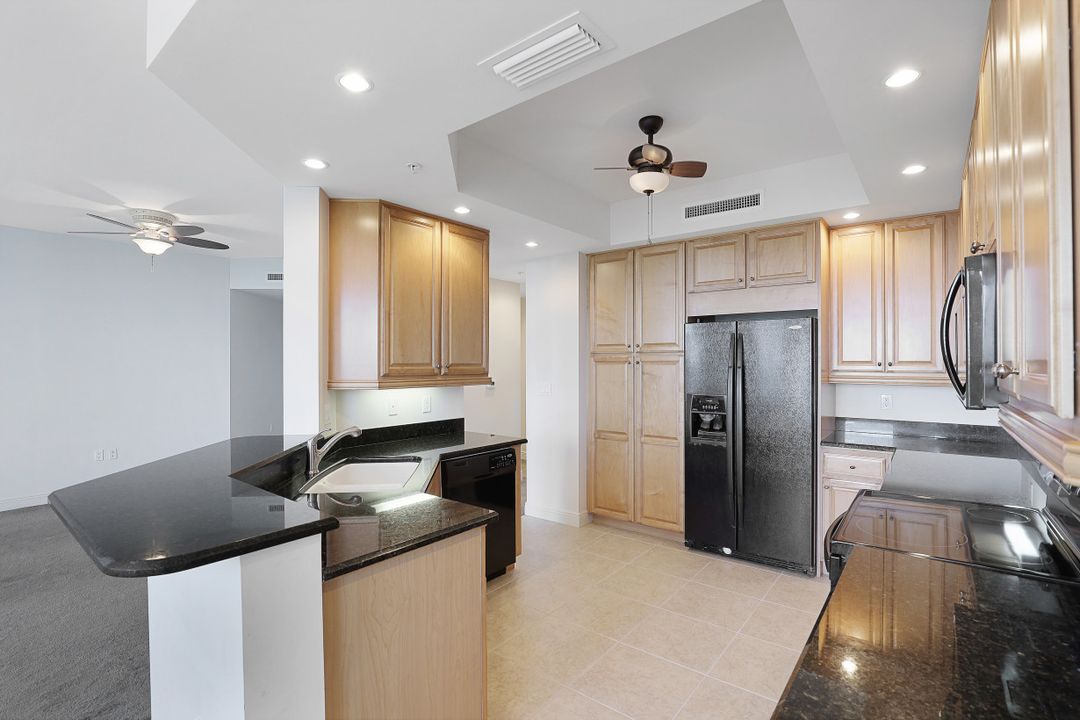 4182 Bay Beach Ln #743, Fort Myers Beach, FL 33931