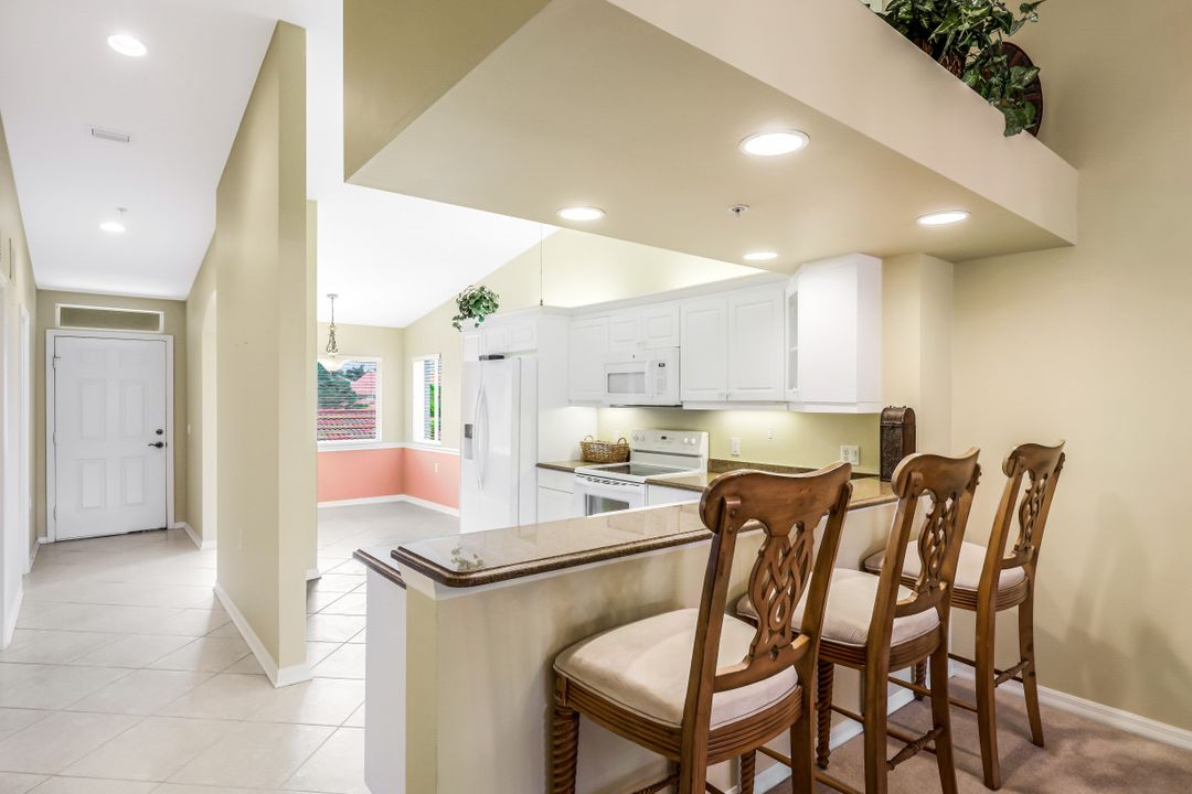 2386 Magnolia Ln #16, Naples, FL 34112