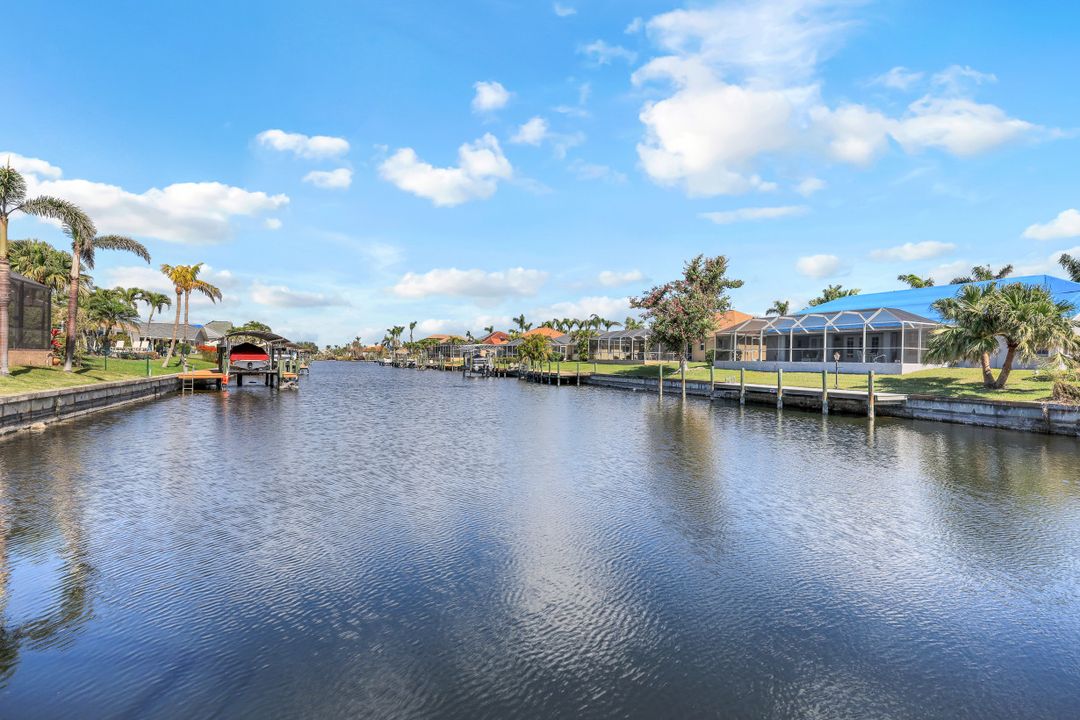 4129 SW 27th Ave, Cape Coral, FL 33914