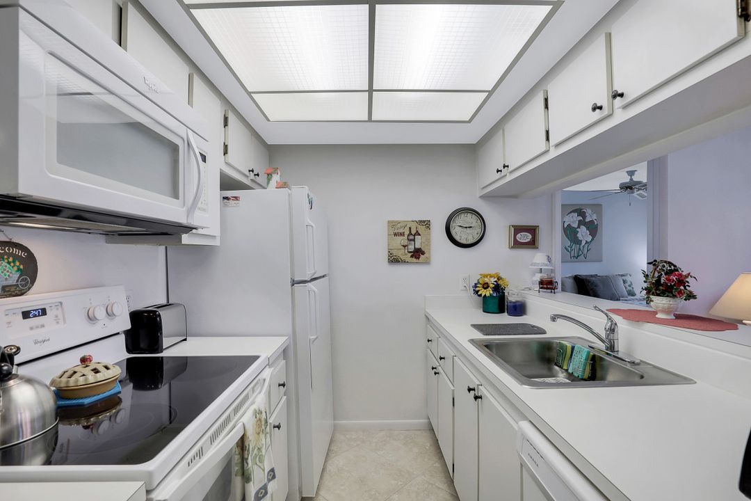 4315 27th Ct SW #19, Naples, FL 34116