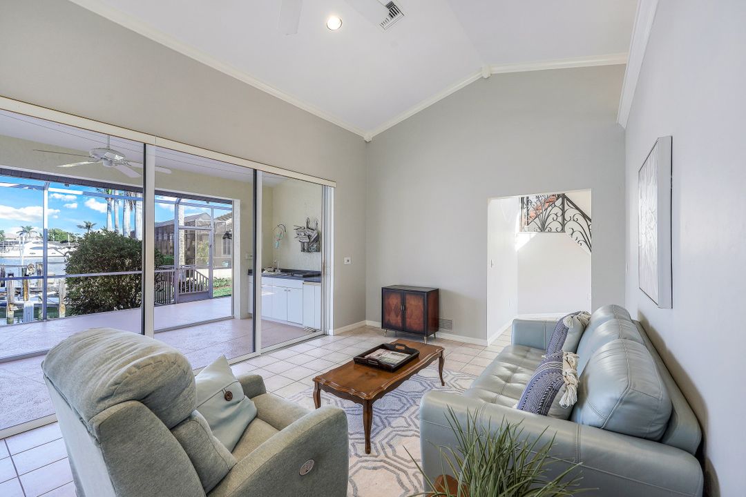 225 Dan River Ct, Marco Island, FL 34145