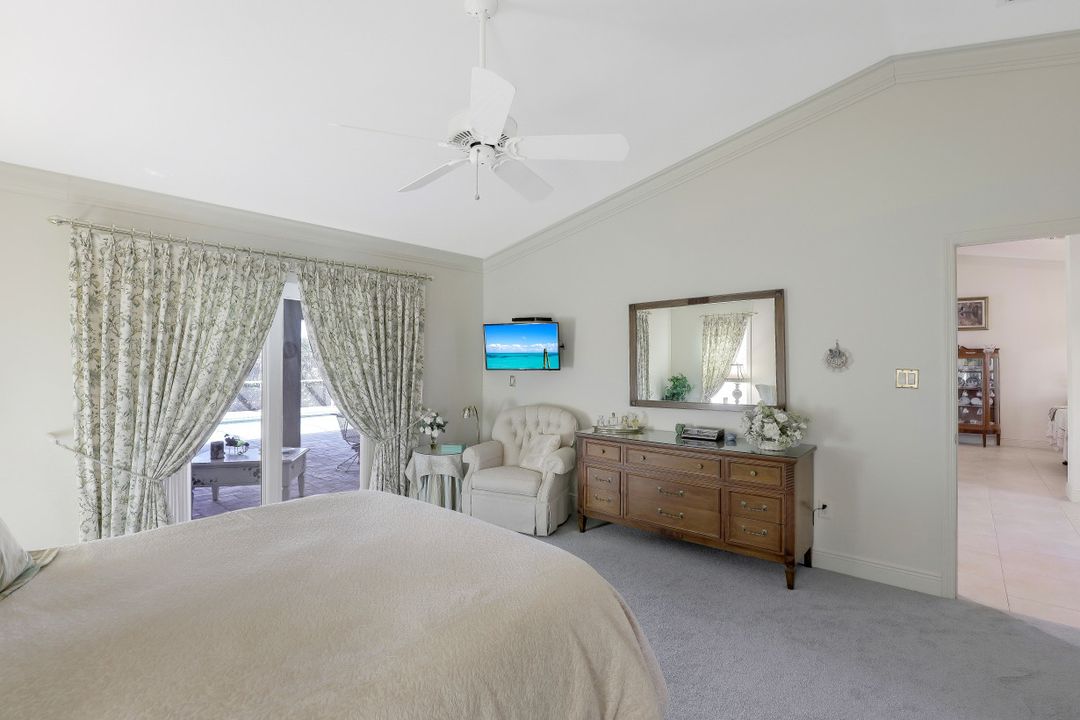 204 SE 20th Pl, Cape Coral, FL 33990