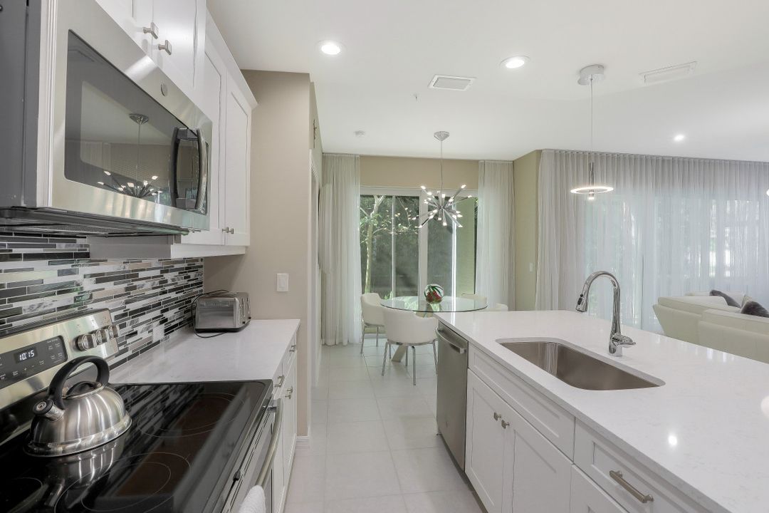 2344 Sheen Ln #304, Naples, FL 34120