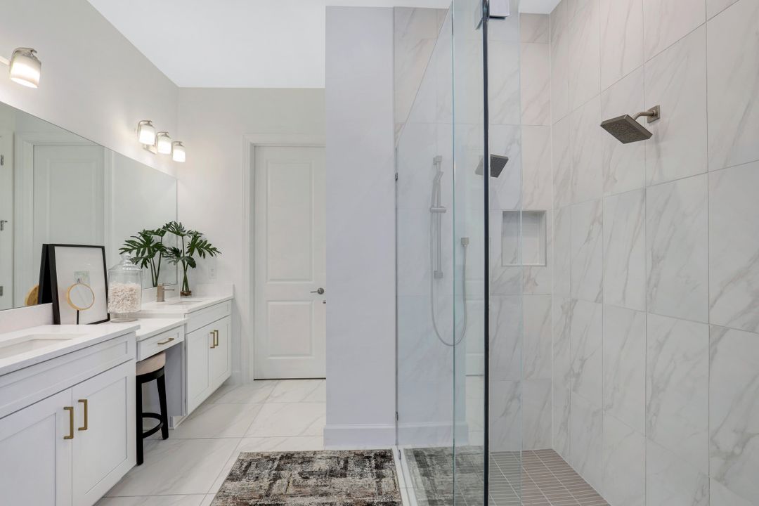 8924 Cappello Ct, Naples, FL 34119