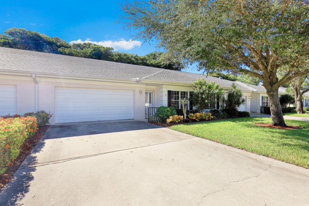 1250 Arcola Dr, Fort Myers, FL 33919