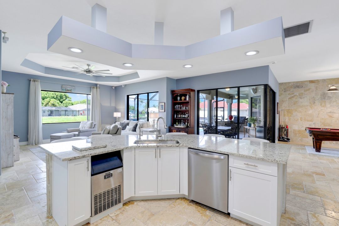 2511 SE 19th Ave, Cape Coral, FL 33904