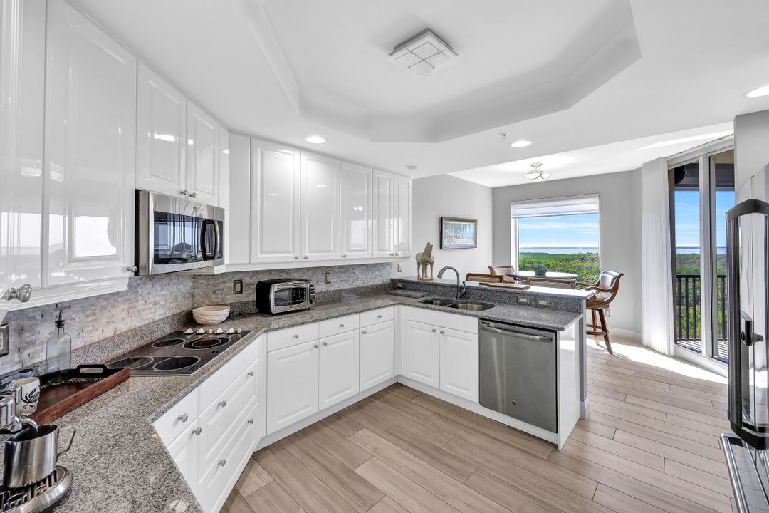 23650 Via Veneto #802, Bonita Springs, FL 34134