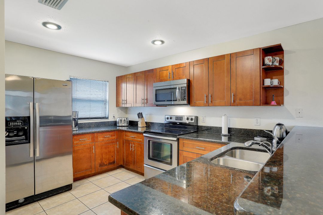 2236 SW 17th Ave, Cape Coral, FL 33991