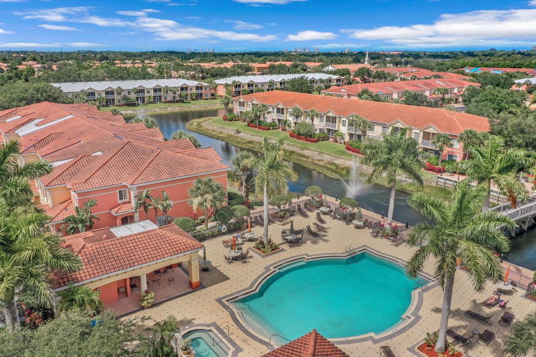 10017 Villagio Gardens Ln #207, Estero, FL 33928