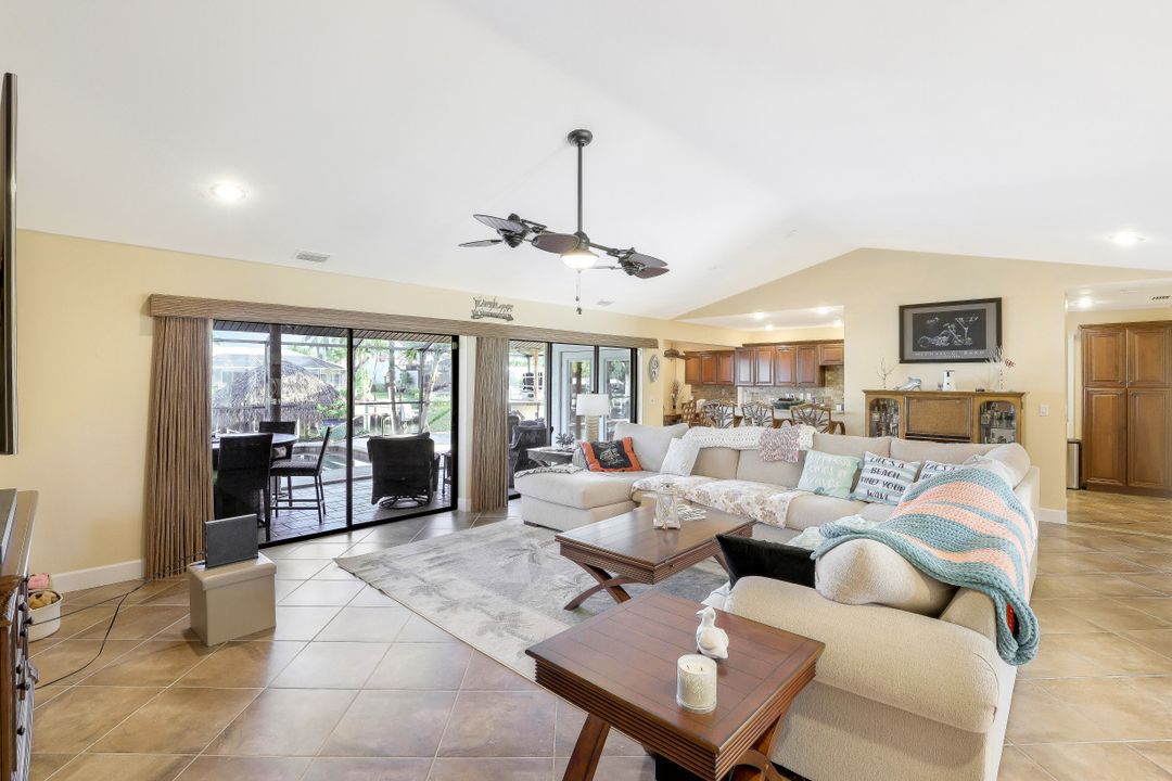 1427 SW 53rd Terrace, Cape Coral, FL 33914