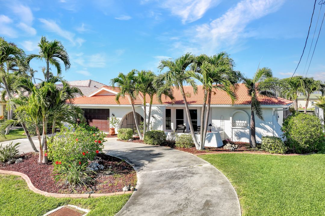 1803 SE 45th St, Cape Coral, FL 33904