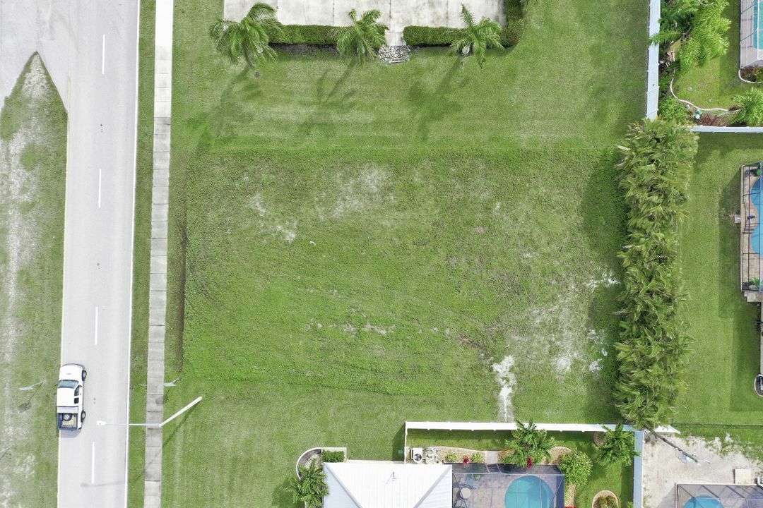 1616 Beach Pkwy W, Cape Coral, FL 33914