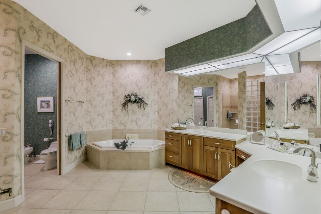 320 Wild Orchid Ln, Marco Island, FL 34145