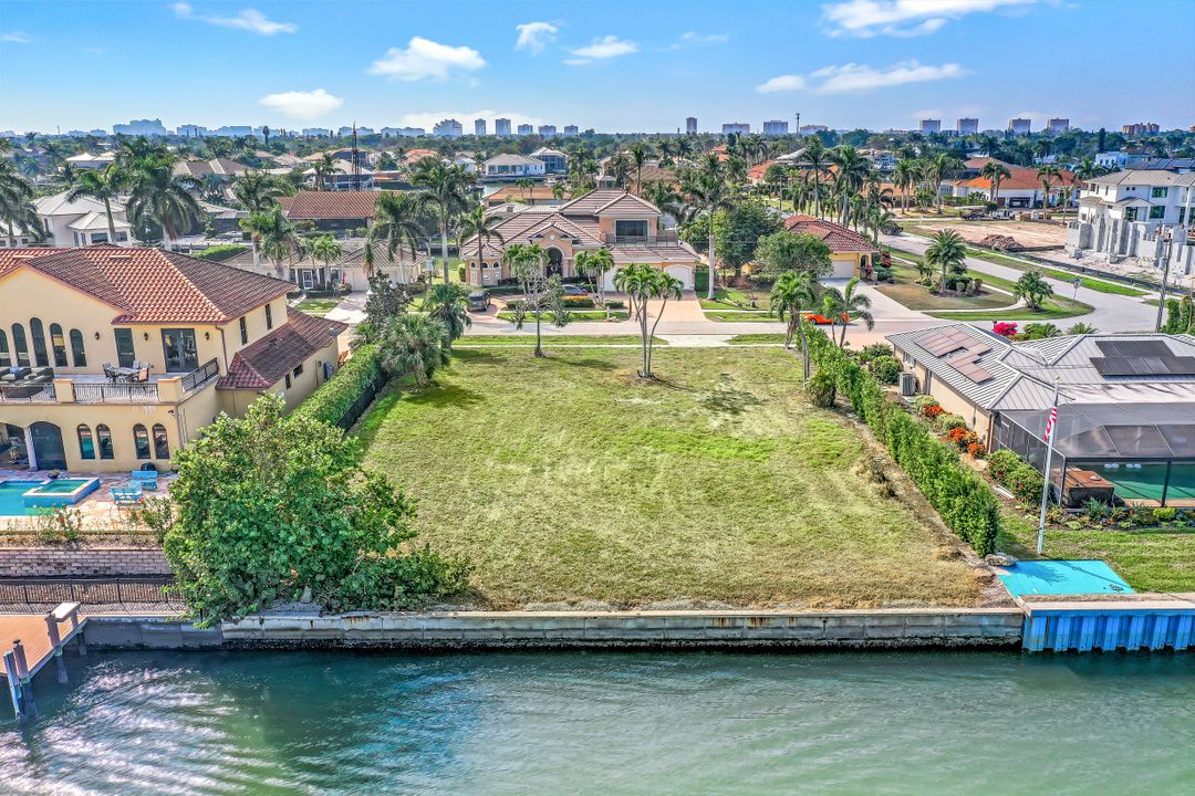 1457 Butterfield Ct, Marco Island, FL 34145