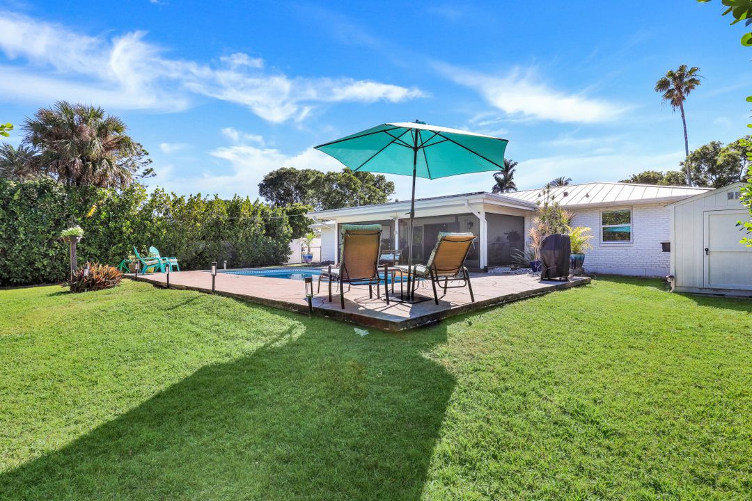 1229 28th Ave N, Naples, FL 34103