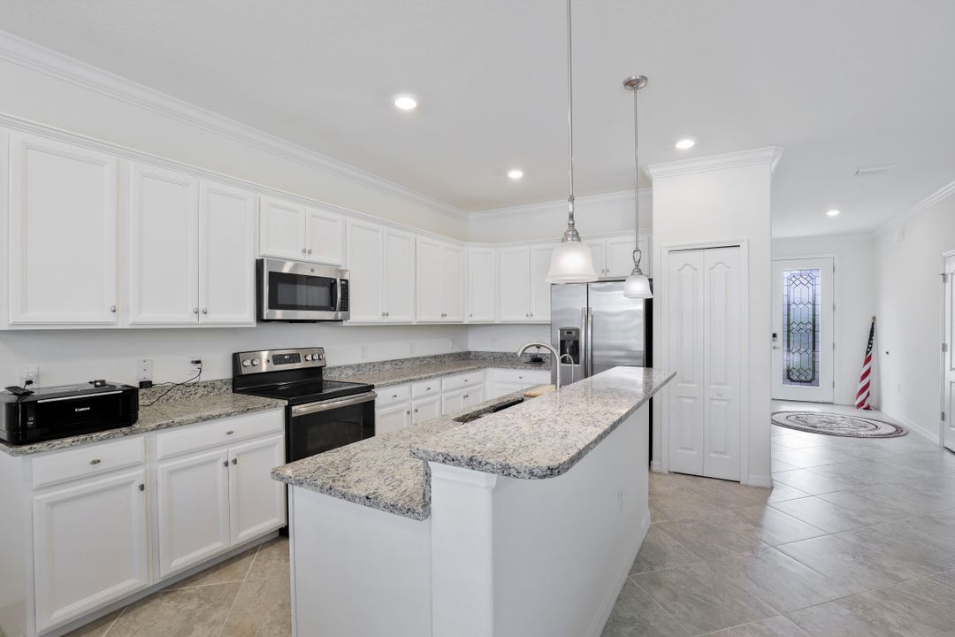 11937 Silver Cobblestone Way, Fort Myers, FL 33913