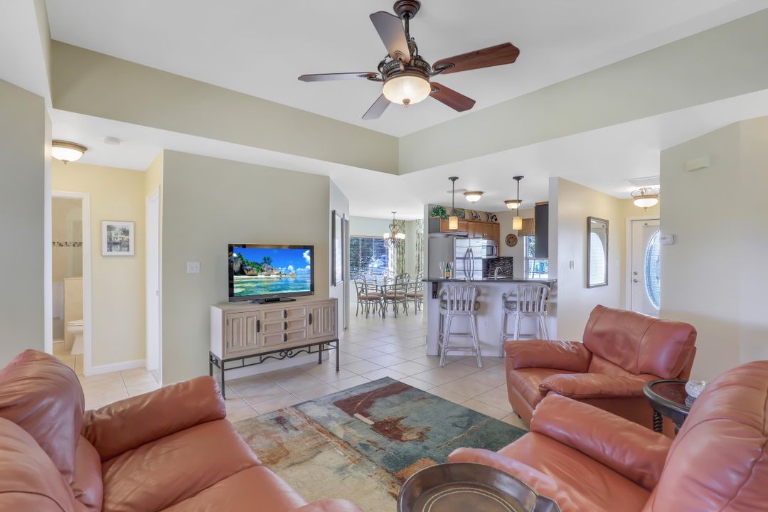 5013 Catalina Ct, Naples, FL 34112