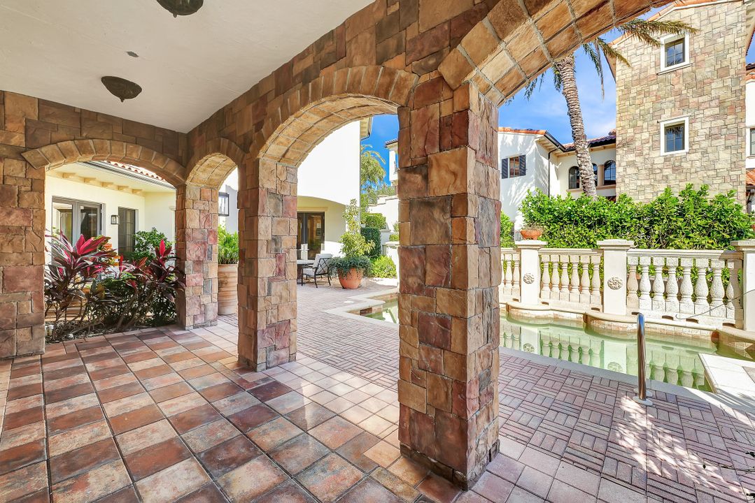 16653 Toscana Cir #701, Naples, FL 34110