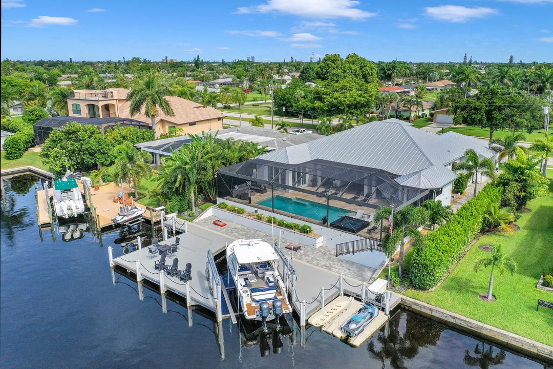 1214 El Dorado Pkwy E, Cape Coral, FL 33904