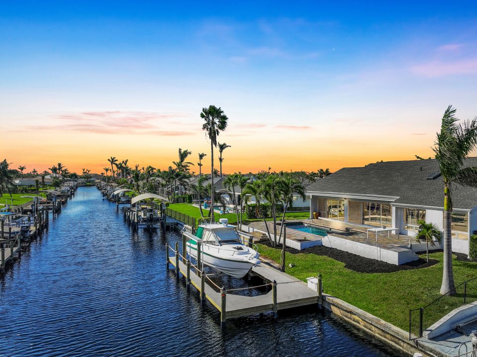 1004 Wittman Dr, Fort Myers, FL 33919