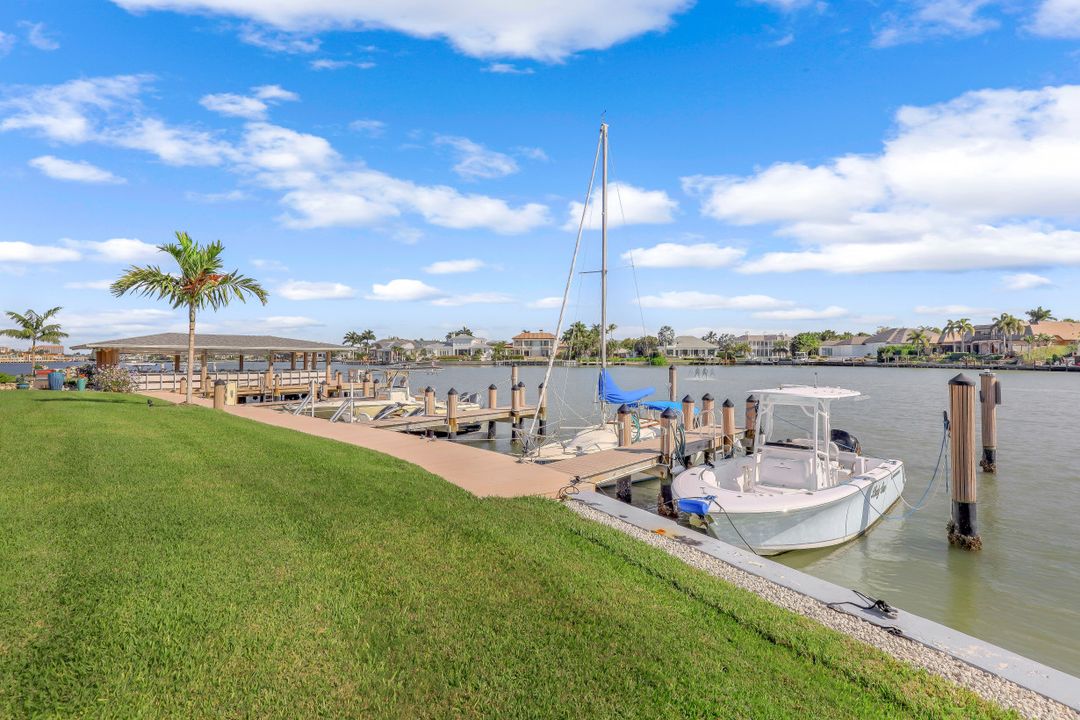 3400 Gulf Shore Blvd N #J-1, Naples, FL 34103