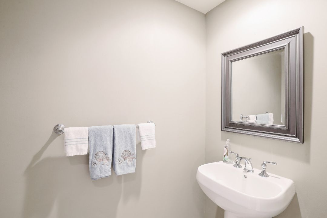 1065 Borghese Ln, Naples, FL 34114