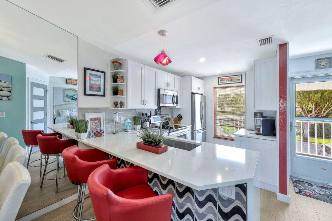 651 W Elkcam Cir #824, Marco Island, FL 34145