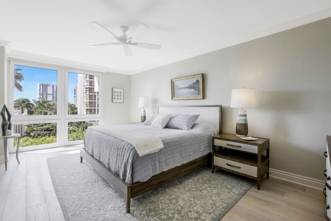 4031 Gulf Shore Blvd N #5F, Naples, FL 34103