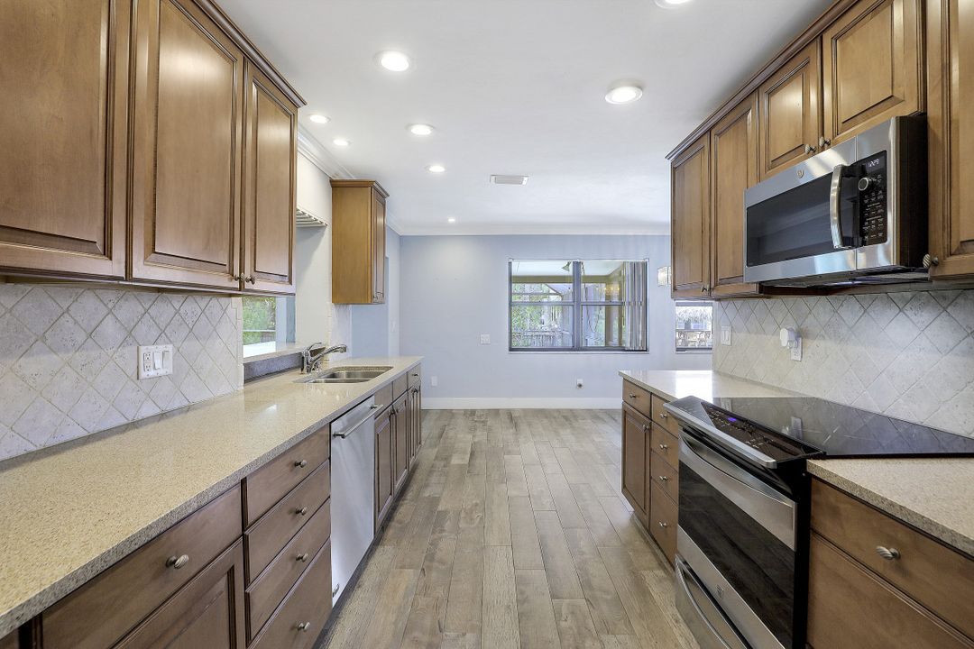 27273 Johnson St, Bonita Springs, FL 34135