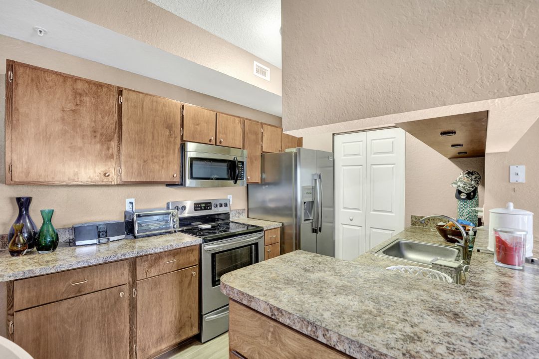 6341 Aragon Way #205, Fort Myers, FL 33966