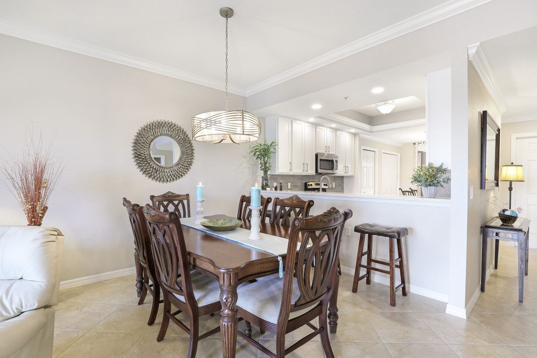 10300 Heritage Bay Blvd, Naples, FL 34120