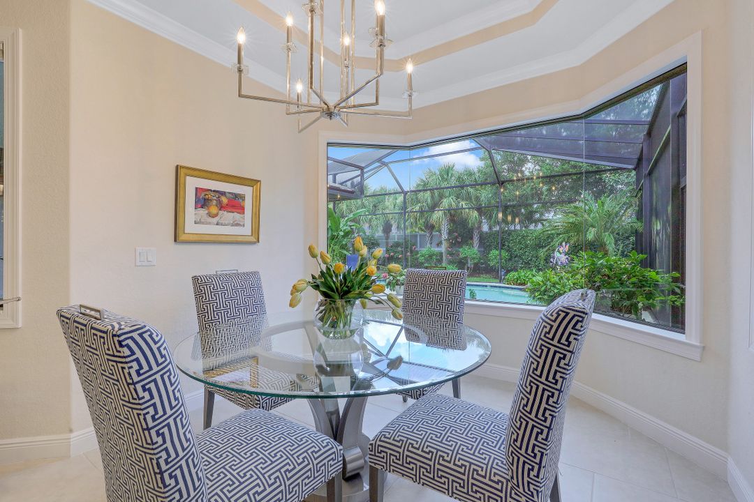 10102 Palazzo Dr, Naples, FL 34119