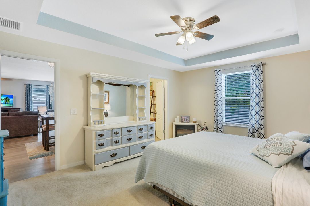 3405 NW 9th St, Cape Coral, FL 33993