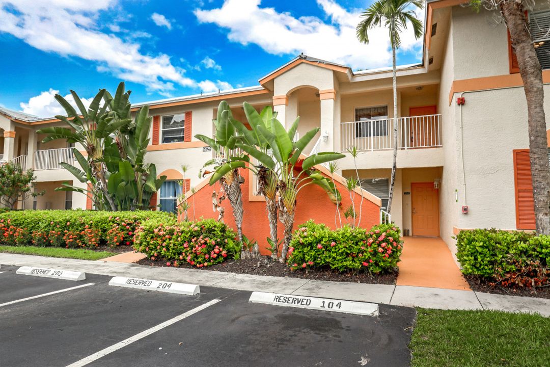 6625 Huntington Lakes Cir #204, Naples, FL 34119