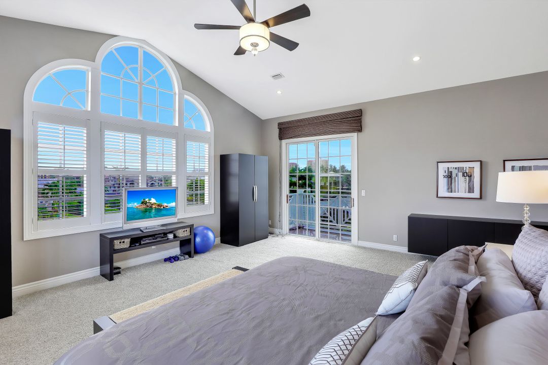 206 Flamingo Ave, Naples, FL 34108