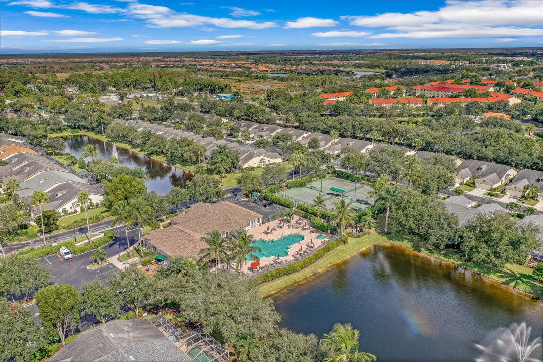 8511 Ibis Cove Cir, Naples, FL 34119