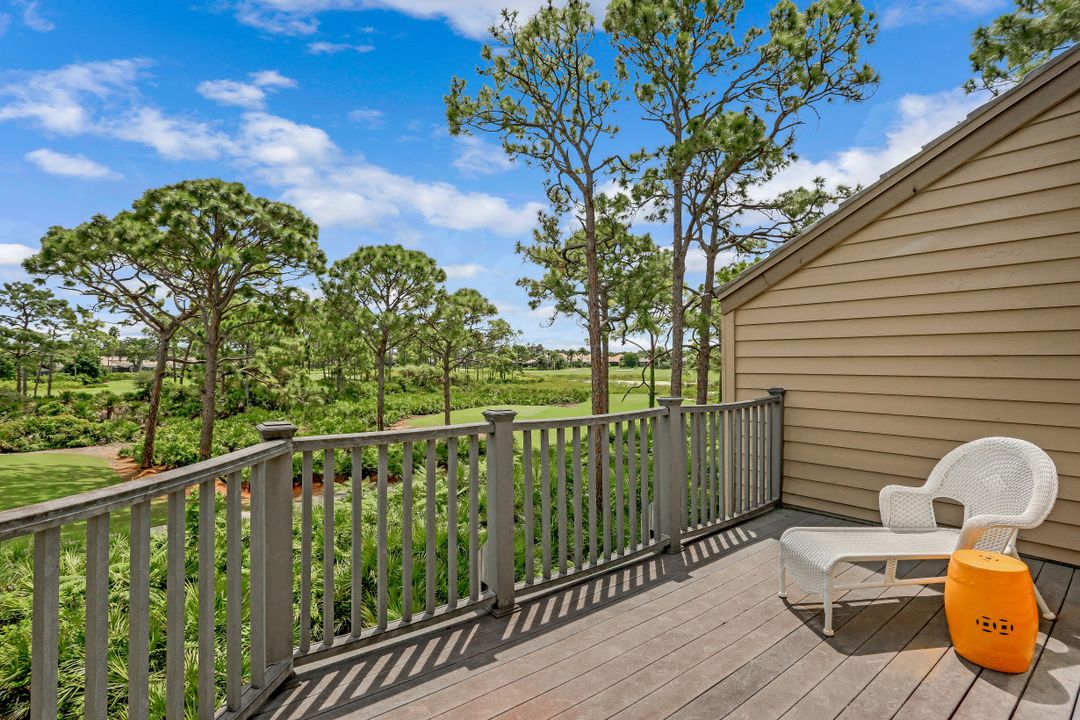 27119 Oakwood Lake Dr, Bonita Springs, FL 34134