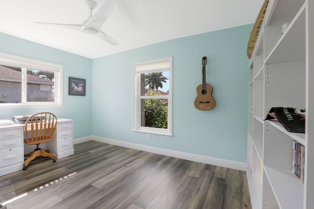 2307 SW 40th St, Cape Coral, FL 33914