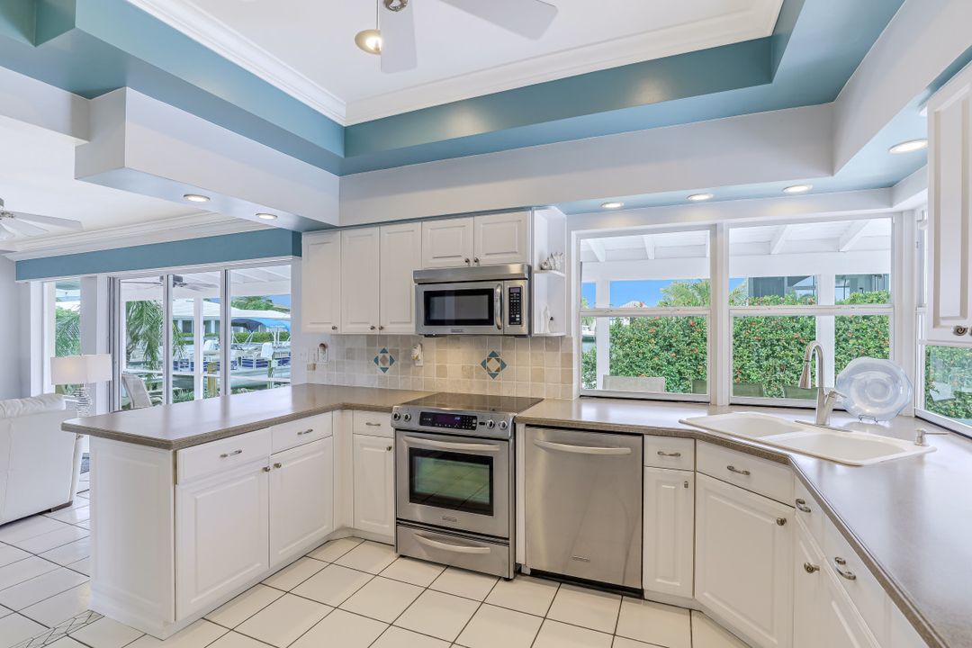 1201 Laurel Ct, Marco Island, FL 34145