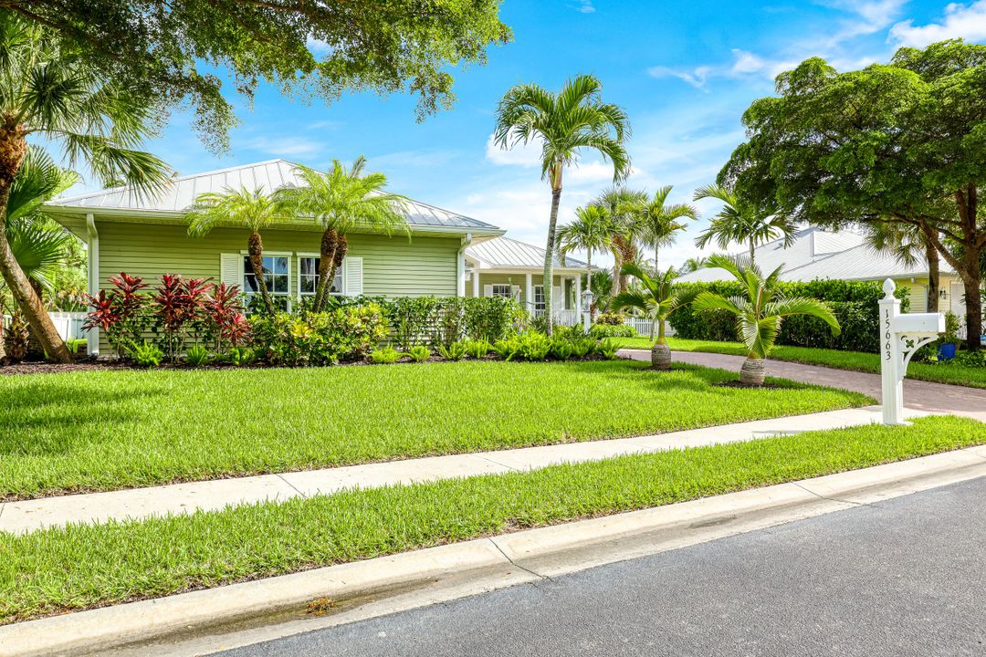 15663 Caloosa Creek Cir, Fort Myers, FL 33908