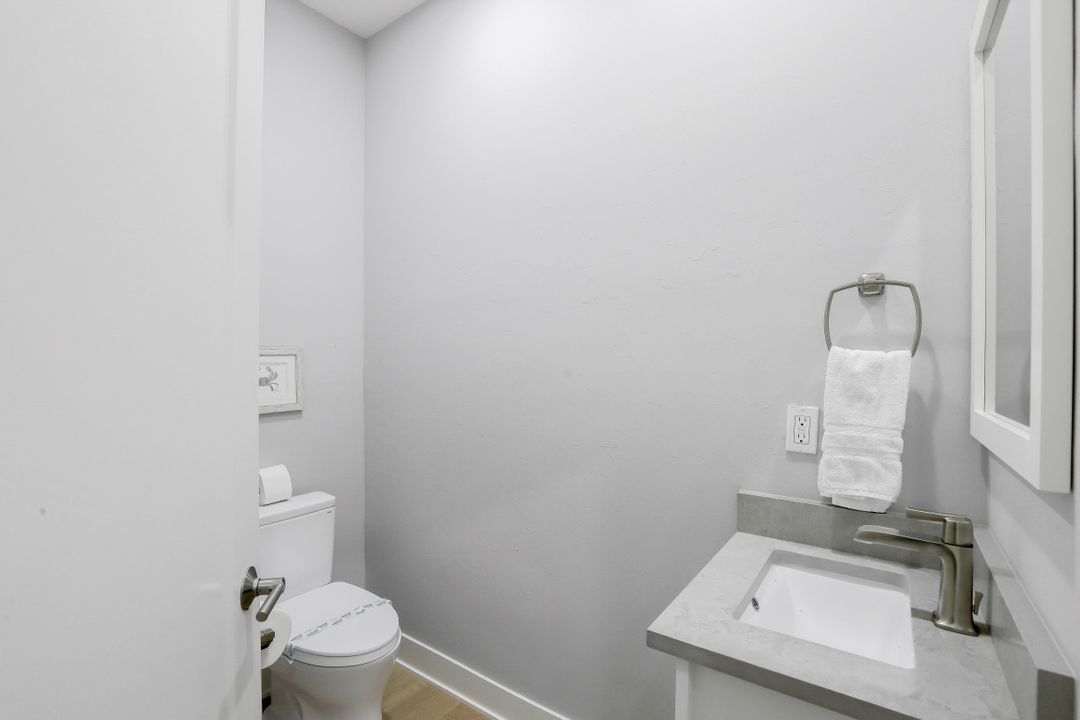 1130 Abbeville Ct, Marco Island, FL 34145