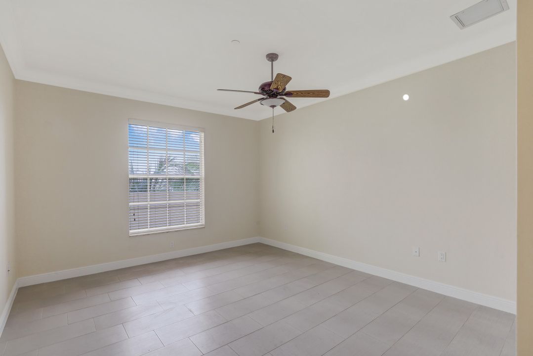 4235 SE 20th Pl #A405, Cape Coral, FL 33904