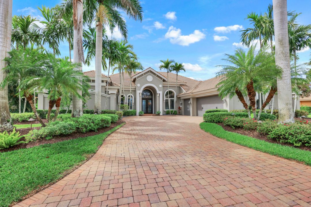22240 Wood Run Ct, Bonita Springs, FL 34135