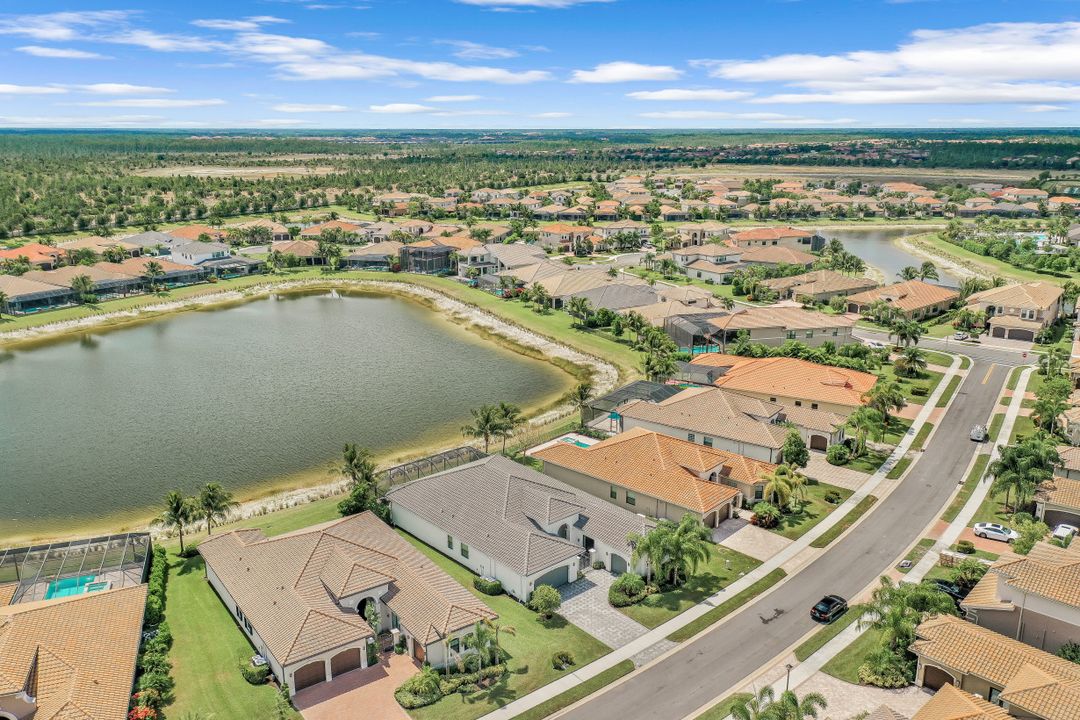 4477 Caldera Cir, Naples, FL 34119