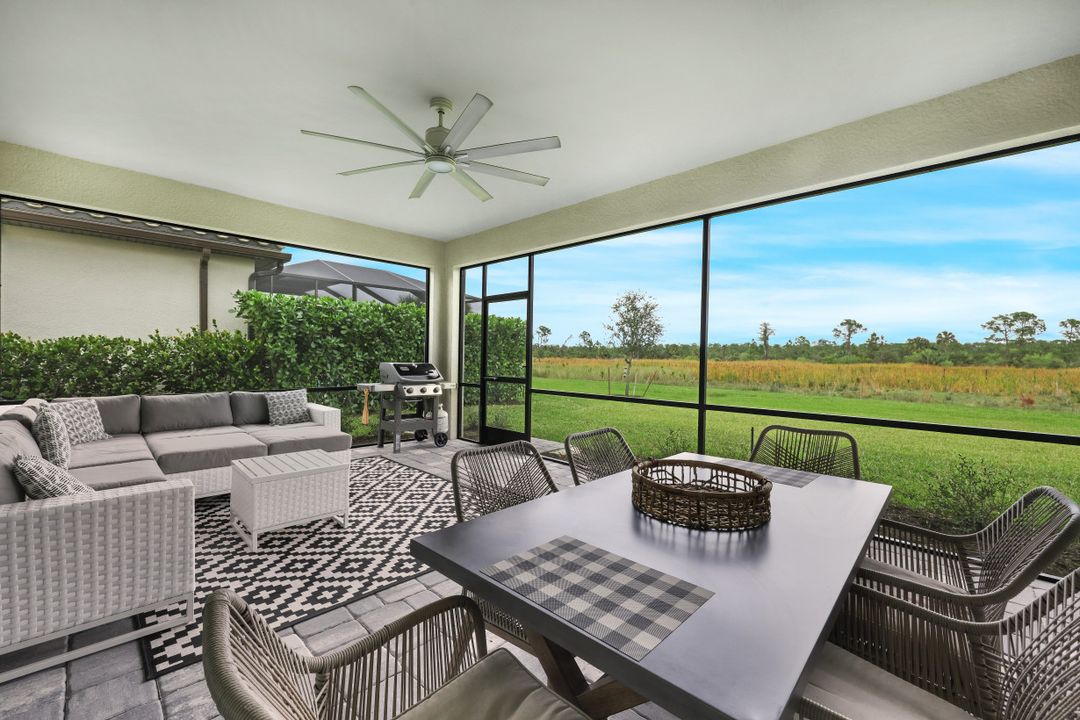 17624 Kinzie Ln, Estero, FL 33928